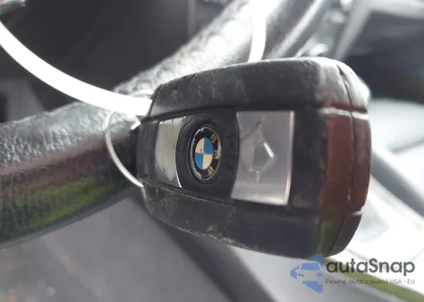 2010 BMW 328I из США, поврежденный, VIN WBAWV1C57AP123650